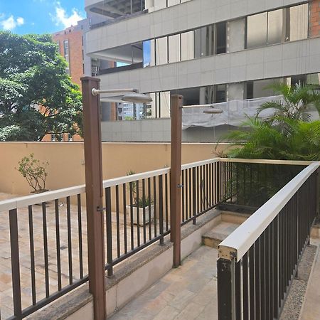 Apart Hotel Volpi 101 - Conforto & Comodidade 贝洛哈里桑塔 外观 照片